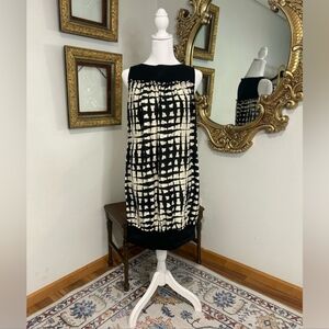 Suzi Chin for Maggy Boutique Silk Dress - Size 4